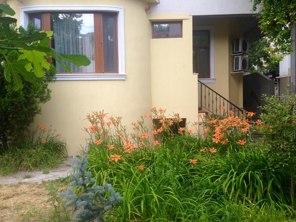 Guest Rooms Maria Luiza Varna Exterior photo